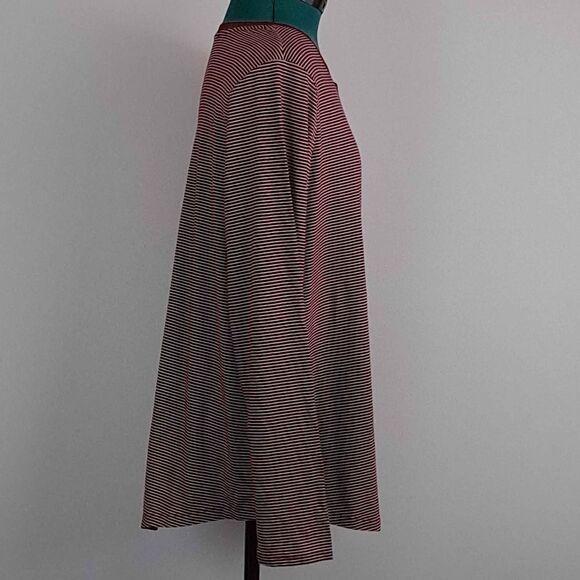 Ladies long sleeved tee NWT - Picture 7 of 9